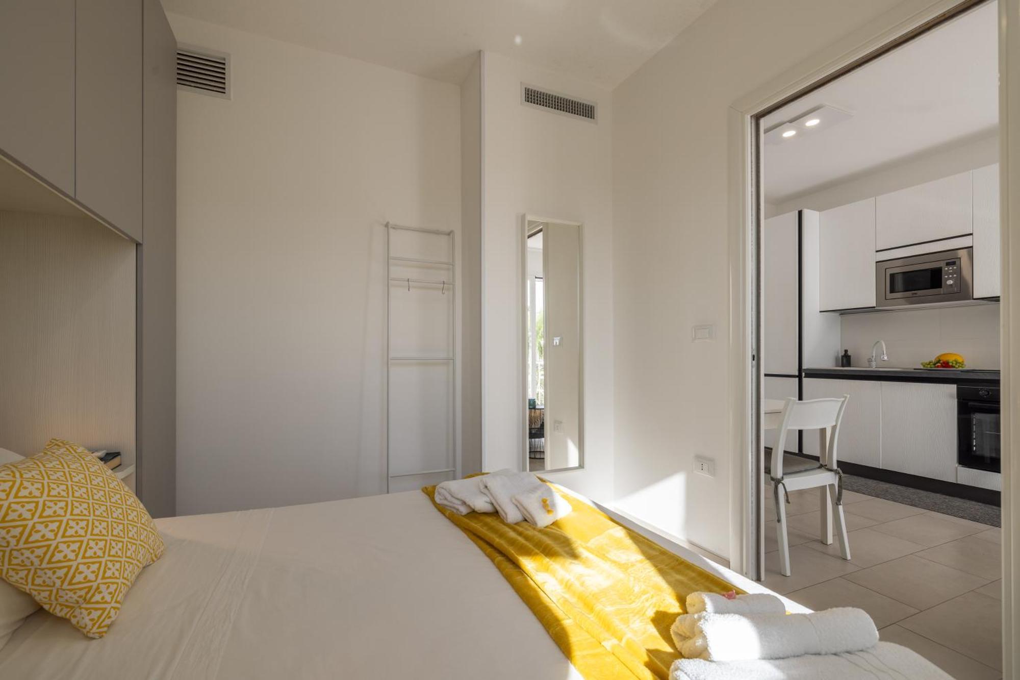 Tramonti Incredibili In Piscina - Apartment8 Con Ac Wifi In Residence 圣玛丽亚巴格诺 外观 照片