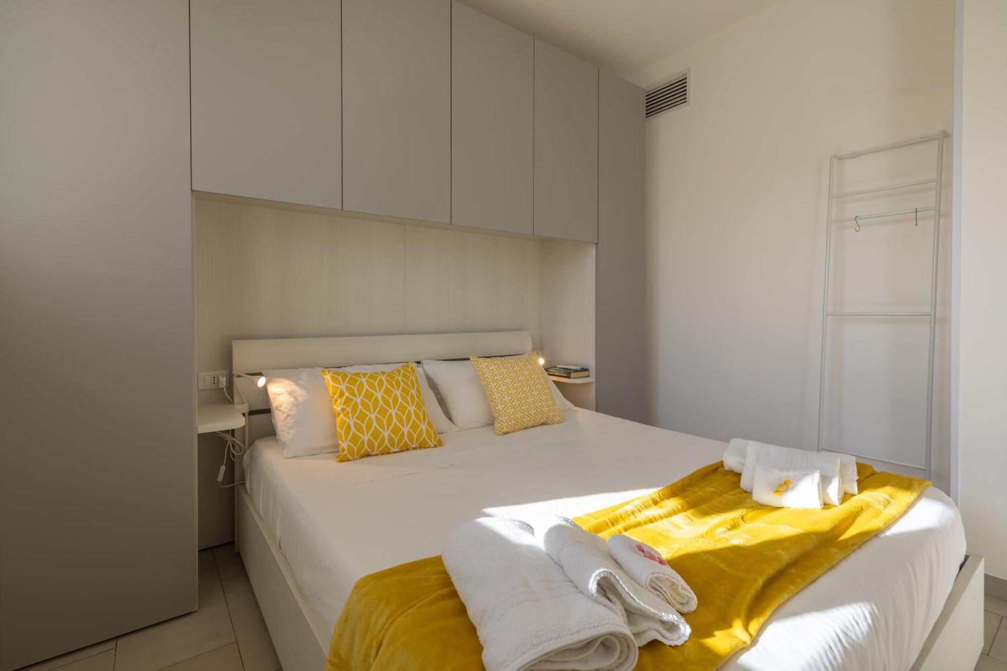 Tramonti Incredibili In Piscina - Apartment8 Con Ac Wifi In Residence 圣玛丽亚巴格诺 外观 照片